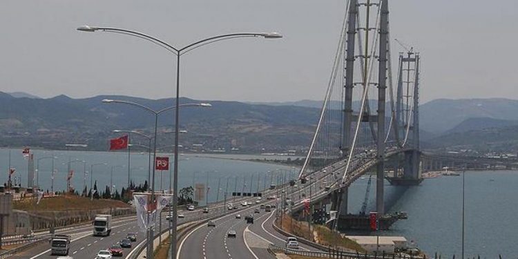 Osmangazi Köprüsü işletmecisi: Zarardayız, çekilmeyi düşünüyoruz