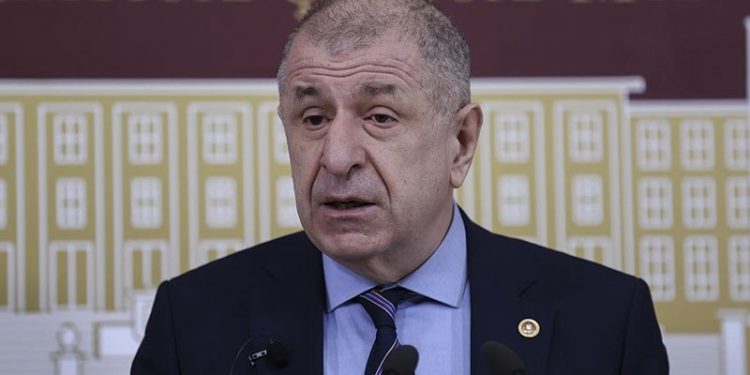 Özdağ, MHP ve Bahçeli'yi neden eleştirmediğini açıkladı: 'Bu da bizim stratejimiz, neden eleştirelim?'