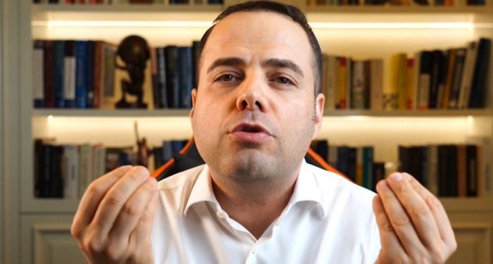 Özgür Demirtaş: Merkez Bankası rezervleri swap hariç EKSİ 54 Milyar dolar