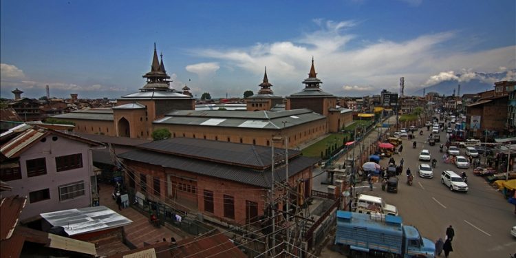 Pakistan, Hindistan Savunma Bakanı'nın Keşmir açıklamasına tepki gösterdi