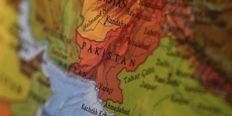 Pakistan, devlet varlıklarını acil satıyor