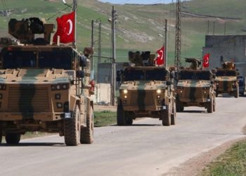 Peş peşe &lsquo;Suriye&rsquo;ye operasyon&rsquo; mesajları