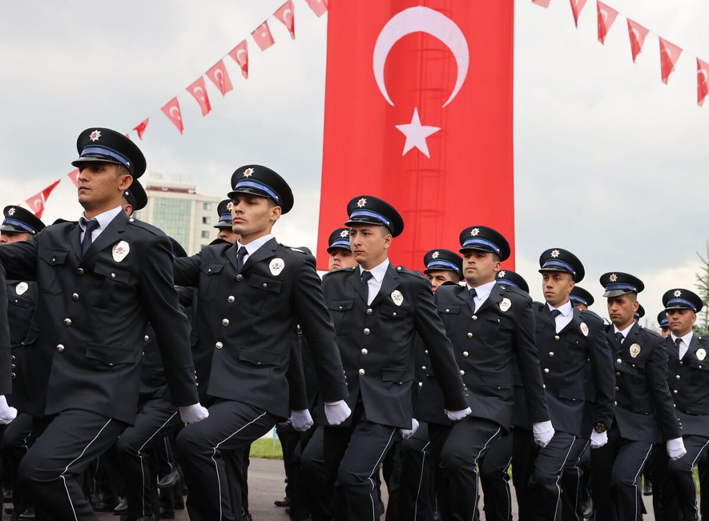 Polis Akademisi’ne 2 bin 500 öğrenci alınacak