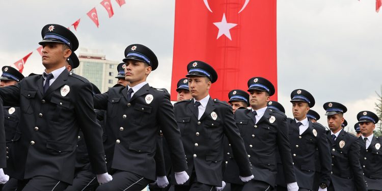 Polis Akademisi’ne 2 bin 500 öğrenci alınacak