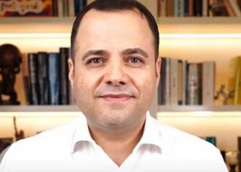 Prof. Dr. Özgür Demirtaş'tan CDS yorumu: Hükümetin hiçbir ekonomi kitabında olmayan yöntemleri, Türkiye'yi felakete götürdü