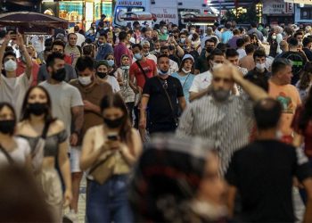 Prof. Dr. Pala: Altıncı dalga yaşanıyor, test sayıları az, müsterih olmayalım önlem alalım