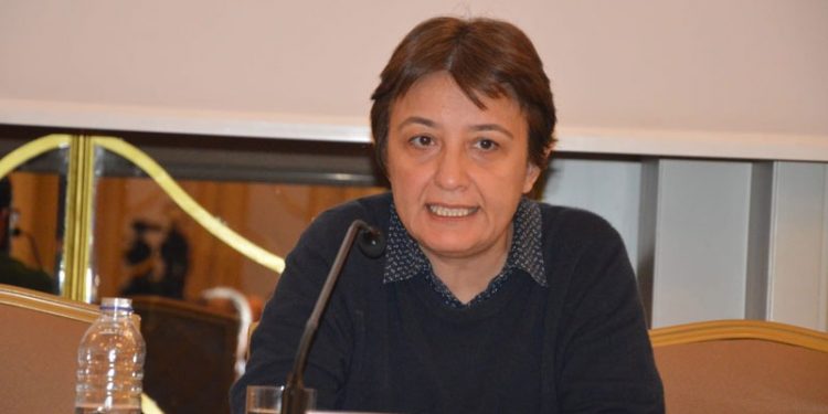 Prof.Dr. Şebnem Oğuz, HDP'nin Danışma Kurulu'nda yer aldığı için istifaya zorlandı