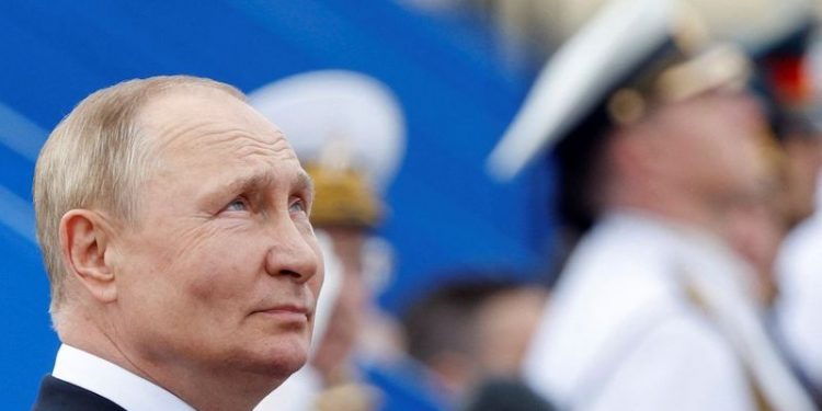 Putin: Egemenliğimizi ihlal etmeye teşebbüs edenlere yıldırım hızıyla cevap veriliyor