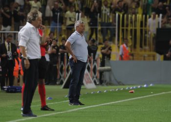 Putin lehine tezahüratları protesto eden Lucescu, basın toplantısına çıkmadı: Yazık!