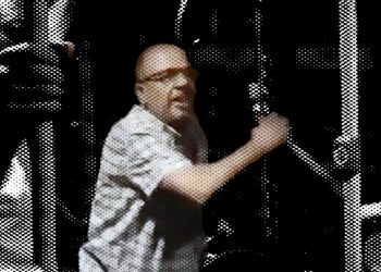 Resmi tez otobüse bindi: Türkçe konuş!