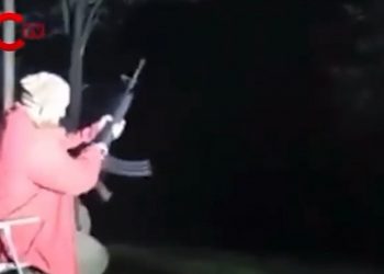 Rizeliler Derneği Başkanı Ahmet Sivri’den yarı otomatik silahlarla atış talimi