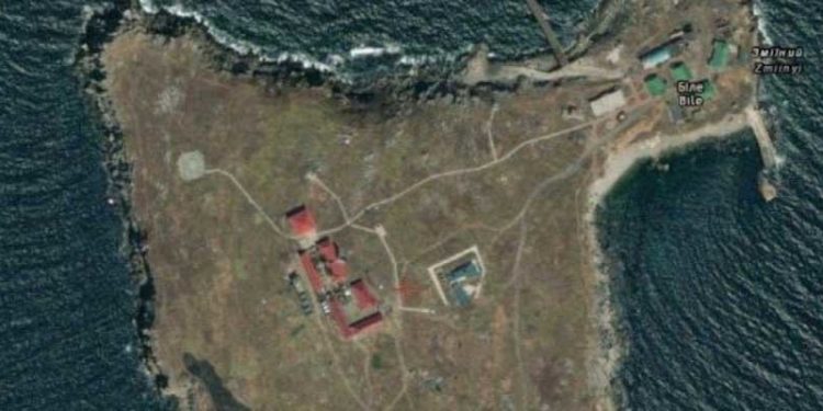 Rus güçleri, Ukrayna'nın Yılan Adası'ndan çekildi