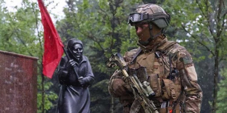 Rus ordusu asker arıyor