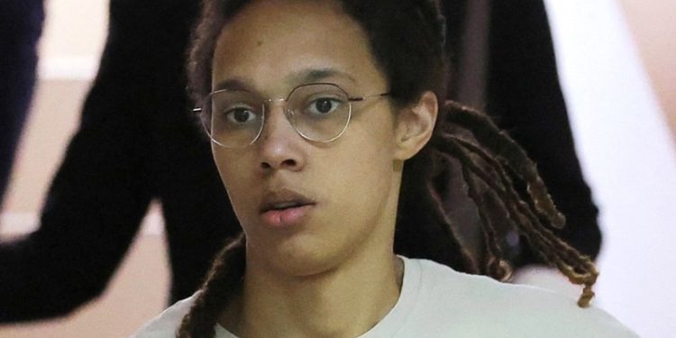 Rusya'da tutuklanan ABD'li basketbolcu Brittney Griner, Biden'dan yardım istedi