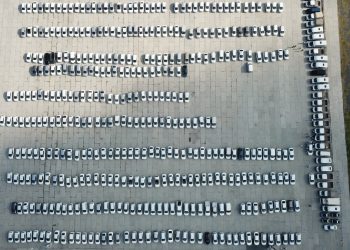 Satın alamayan vatandaş kiralık arabalara yöneldi; talebi karşılayacak araç kalmadı