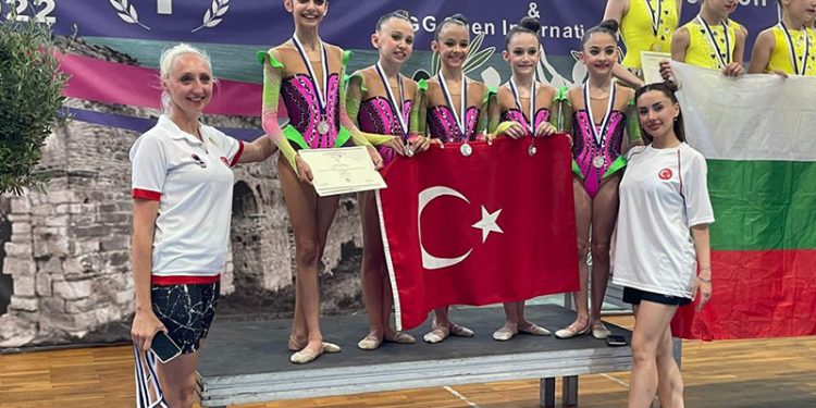 Şavkar Cimnastik Spor Kulübü, 1. Balkan Countries AGG B Category Competition’dan madalyalarla döndü
