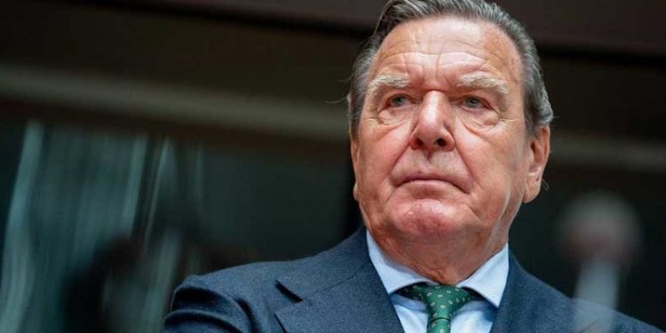 Schröder partisinden ihraç edilebilecek mi?