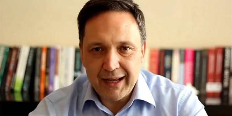 Selçuk Geçer'den endişelendiren dolar tahmini: Faiz kararlarının etkisi olmayacak