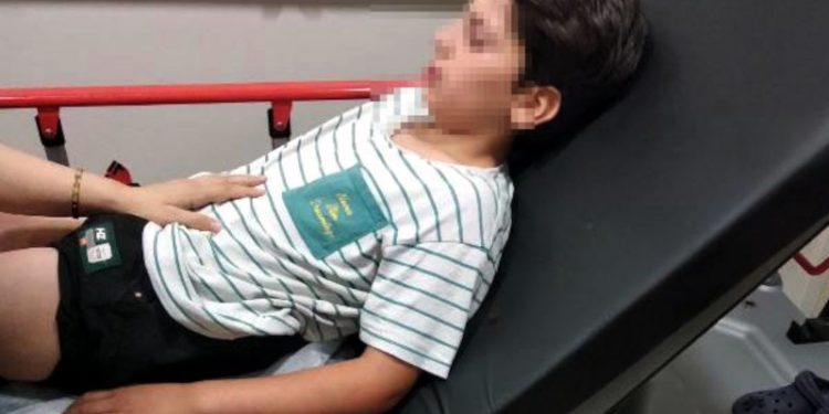 'Ses bombası yapımı' videosu izleyip evde deneyen çocuk, 2 gözünden yaralandı