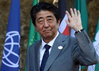 Şinzo Abe, Japonya'nın en uzun süre görevde kalan başbakanıydı