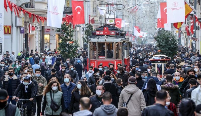 Sonbaharda nüfusun en az üçte birini etkileyecek Covid-19 dalgası bekleniyor