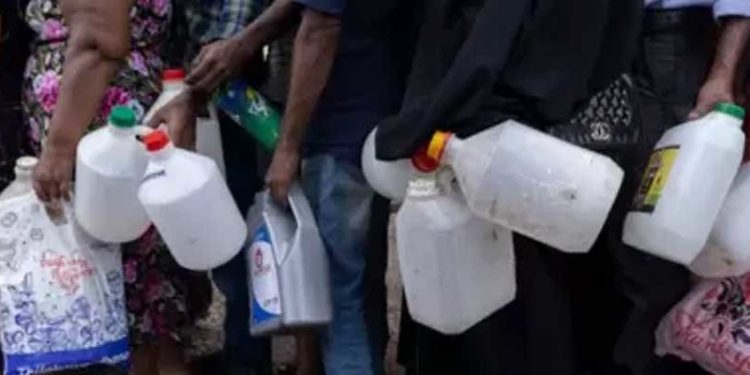 Sri Lanka'da ekonomik kriz: 'Bebeklerime süt alacak param yok'