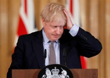 Sterlinde 'istifa' rallisi: Piyasaların gözü İngiltere'den gelecek haberlere çevrildi