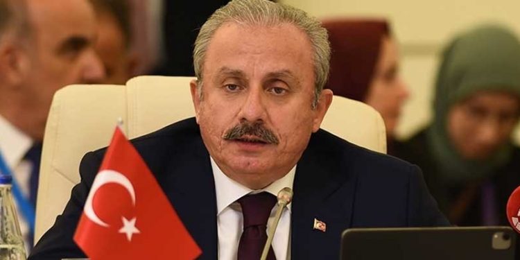 TBMM Başkanı: 'Bir milletvekilinin sürekli bir devamsızlık halini içerecek şekilde bir tavırda olması beni rahatsız ediyor'