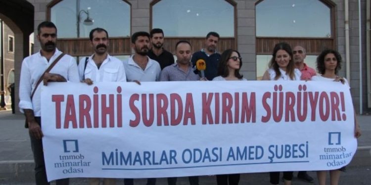 TMMOB: Sur'daki yapılar sermaye ve ranta açıldı