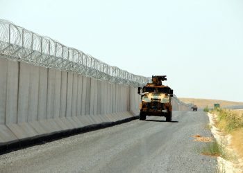 TOKİ’nin sınıra ördüğü duvarın ihalesi de AKP’li isme