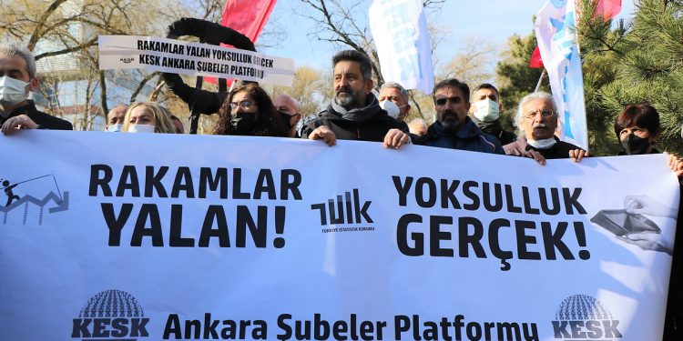 TÜİK’e göre işsizlik 56 bin kişi azaldı