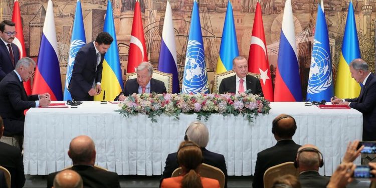 Tahıl Sevkiyatı Anlaşması İstanbul’da imzalandı