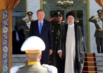 Tahran'daki üçlü zirvede ana gündem Türkiye'nin olası operasyonu