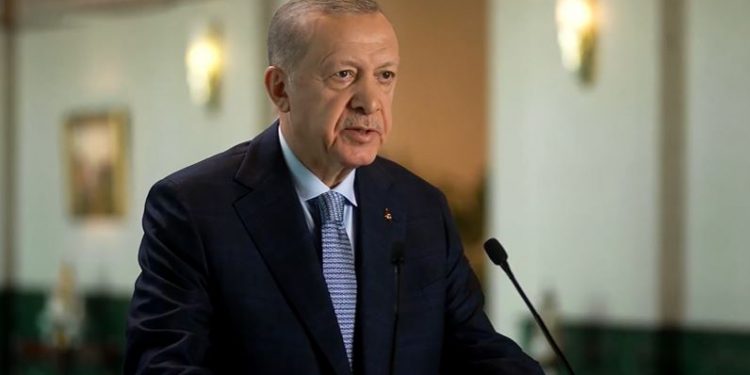 Tayyip Erdoğan: Enflasyonu, 15 Temmuz’un devamı olarak görüyoruz