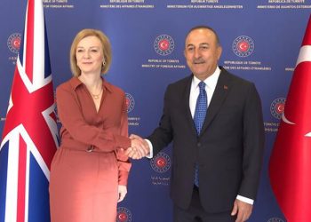 The Times yazdı; Liz Truss başbakan olursa, Türkiye’ye göçmen göndermek için çalışacak