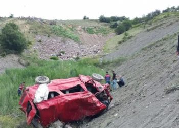 Tokat'ta minib&uuml;s u&ccedil;uruma yuvarlandı: Biri &ccedil;ocuk 4 &ouml;l&uuml;