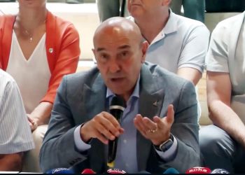 Tunç Soyer’den bakanlığa asbestli gemi çağrısı: Dava sürecini başlatıyoruz, o gemiyi durdurun