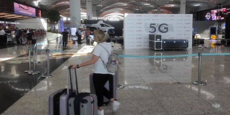 Türkiye'de 5G teknolojisi İstanbul Havalimanı'nda başladı