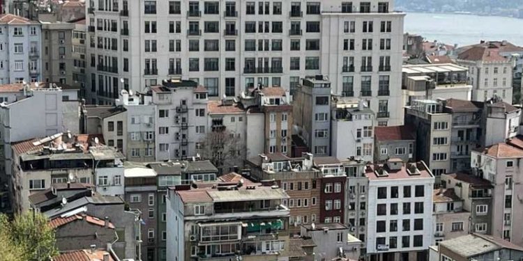 Türkiye'deki konut fiyatları Avrupa’dakinin 10 katı kadar arttı