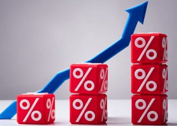 Türk Lirası ticari kredi faizi üç yılın zirvesine yükseldi