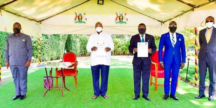 Uganda Devlet Başkanı, muhalif lideri Adalet Bakanı olarak atadı