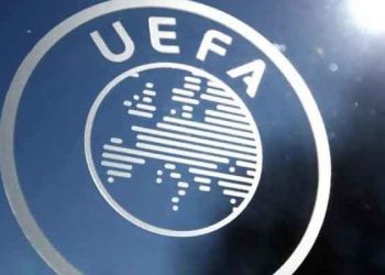 Ukrayna Futbol Federasyonu, Fenerbahçe taraftarlarının 'Putin tezahüratı' nedeniyle UEFA'ya başvurdu