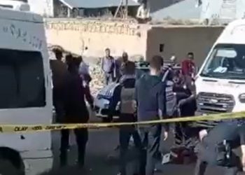 Van'da sığınmacıları taşıyan minibüs tarandı: 1 ölü, en az 10 yaralı
