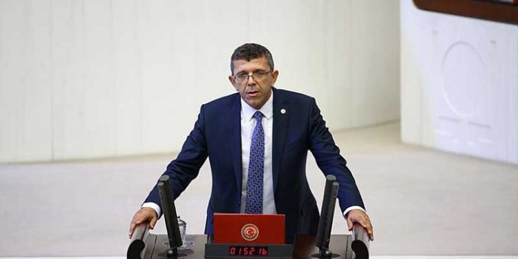 Yasin Öztürk'ten Bakan Koca’ya: ‘Beyaz kod verilerinin açıklanmamasının gerekçesi nedir’