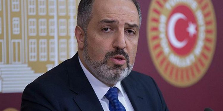 Yeneroğlu’ndan Bozdağ’a ‘işkence’ tepkisi: Adalet bakanı olsaydı, bu sözleri sarf etmeye utanırdı!