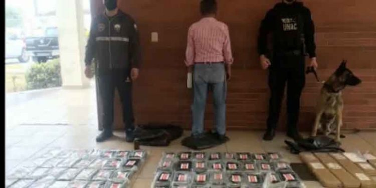 Yine Ekvador, yine varış noktası Türkiye olan kokain: Ahşabın arasına gizlenmiş