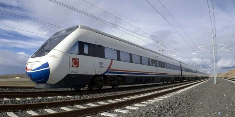 Zamlar Yüksek Hızlı Tren yolcusunu kaçırdı