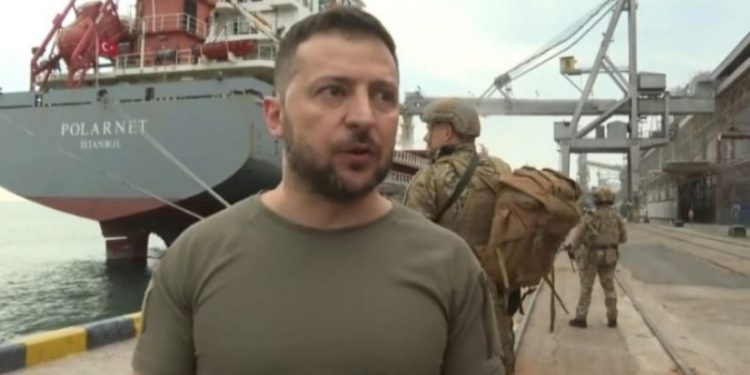 Zelenskiy seslendi: Ukrayna tahıl göndermeye hazır, işaret bekliyoruz