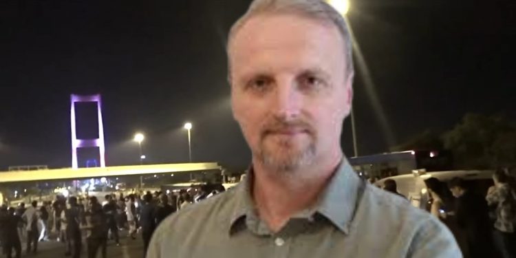 15 Temmuz’u araştıran ihraç bürokrattan çarpıcı tespitler: Şimdiye kadar incelediğim 70 ölümün askerle hiçbir ilgisi yok!