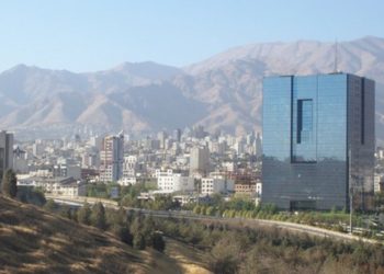 İran, siber saldırıları önlemek için bankacılık sistemine ülke dışından erişimi kesti